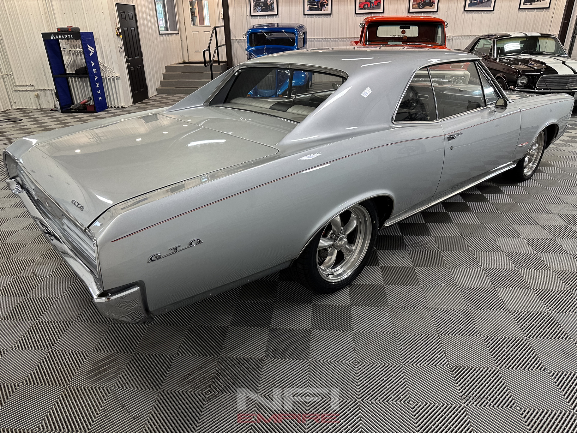 1966 PONTIAC GTO 8