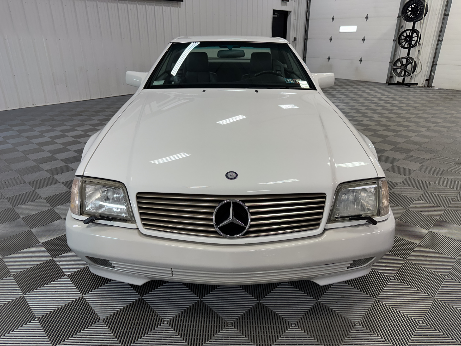 1995 Mercedes-Benz SL-Class 10