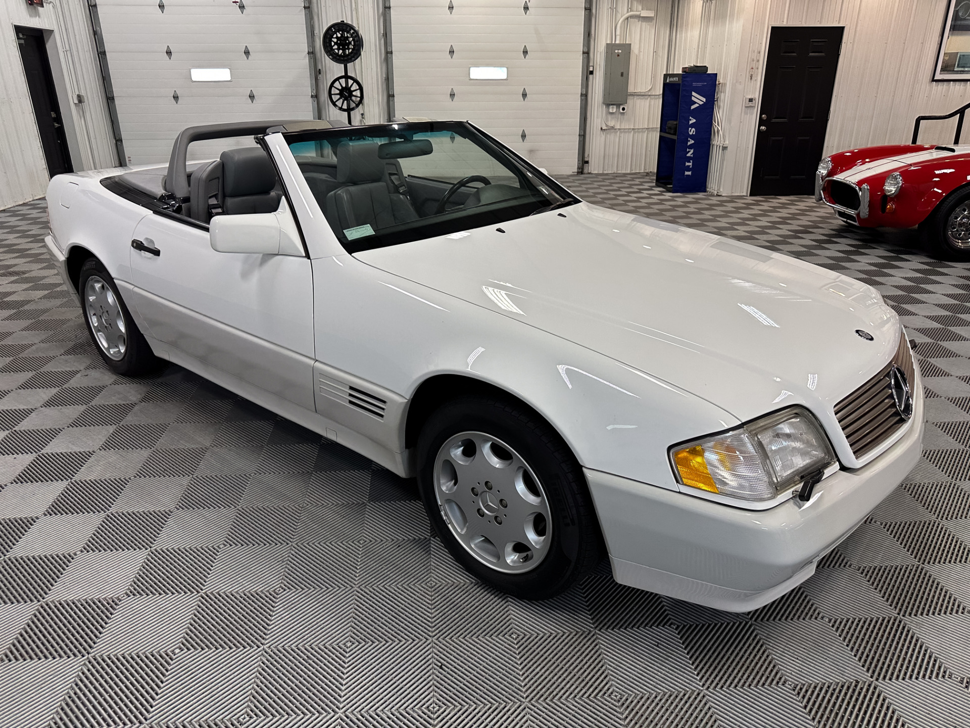 1995 Mercedes-Benz SL-Class 12