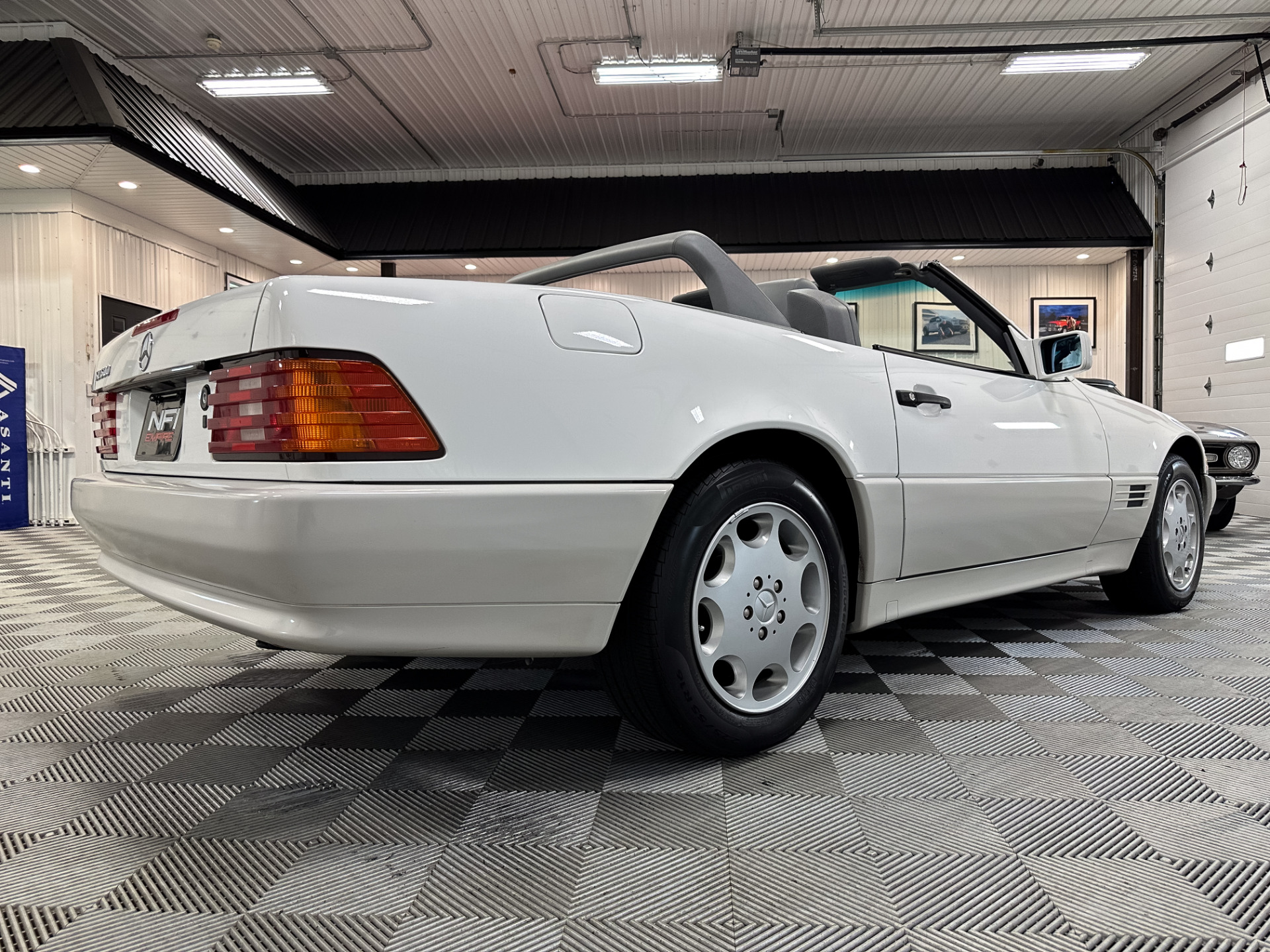 1995 Mercedes-Benz SL-Class 36