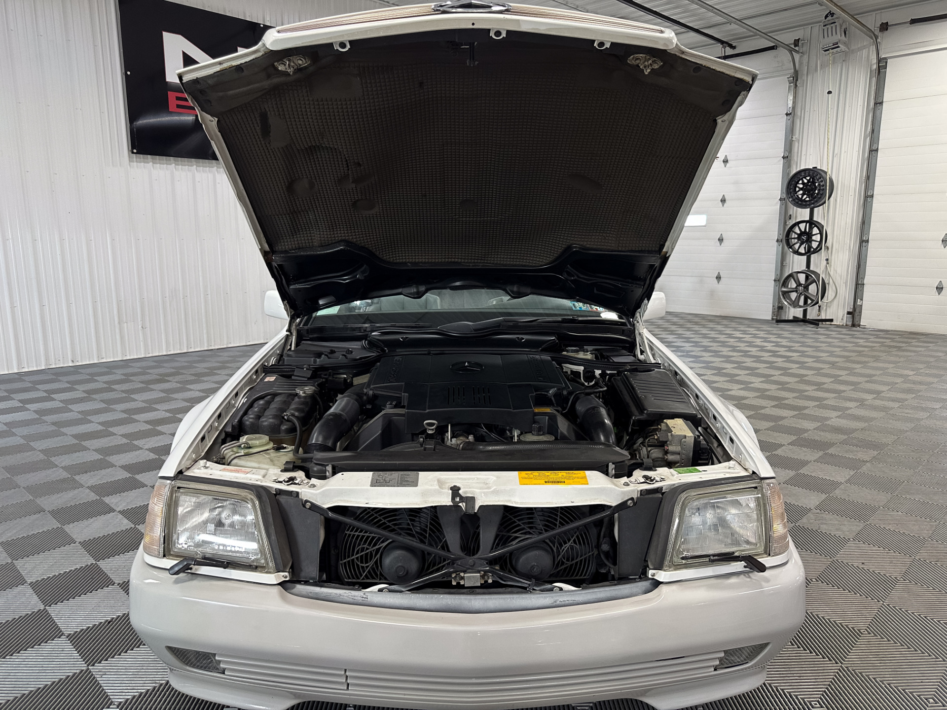 1995 Mercedes-Benz SL-Class 64