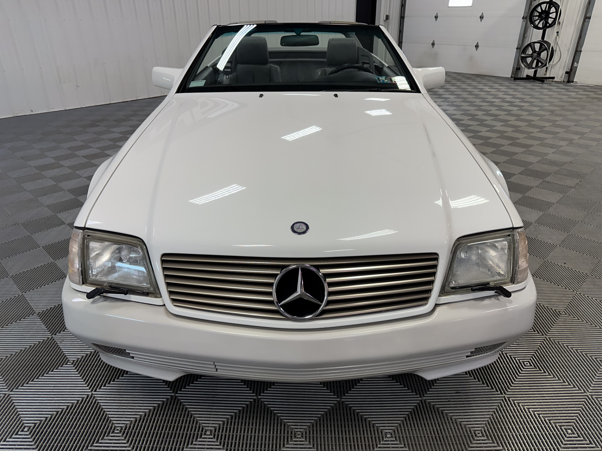 1995 Mercedes-Benz SL-Class 9