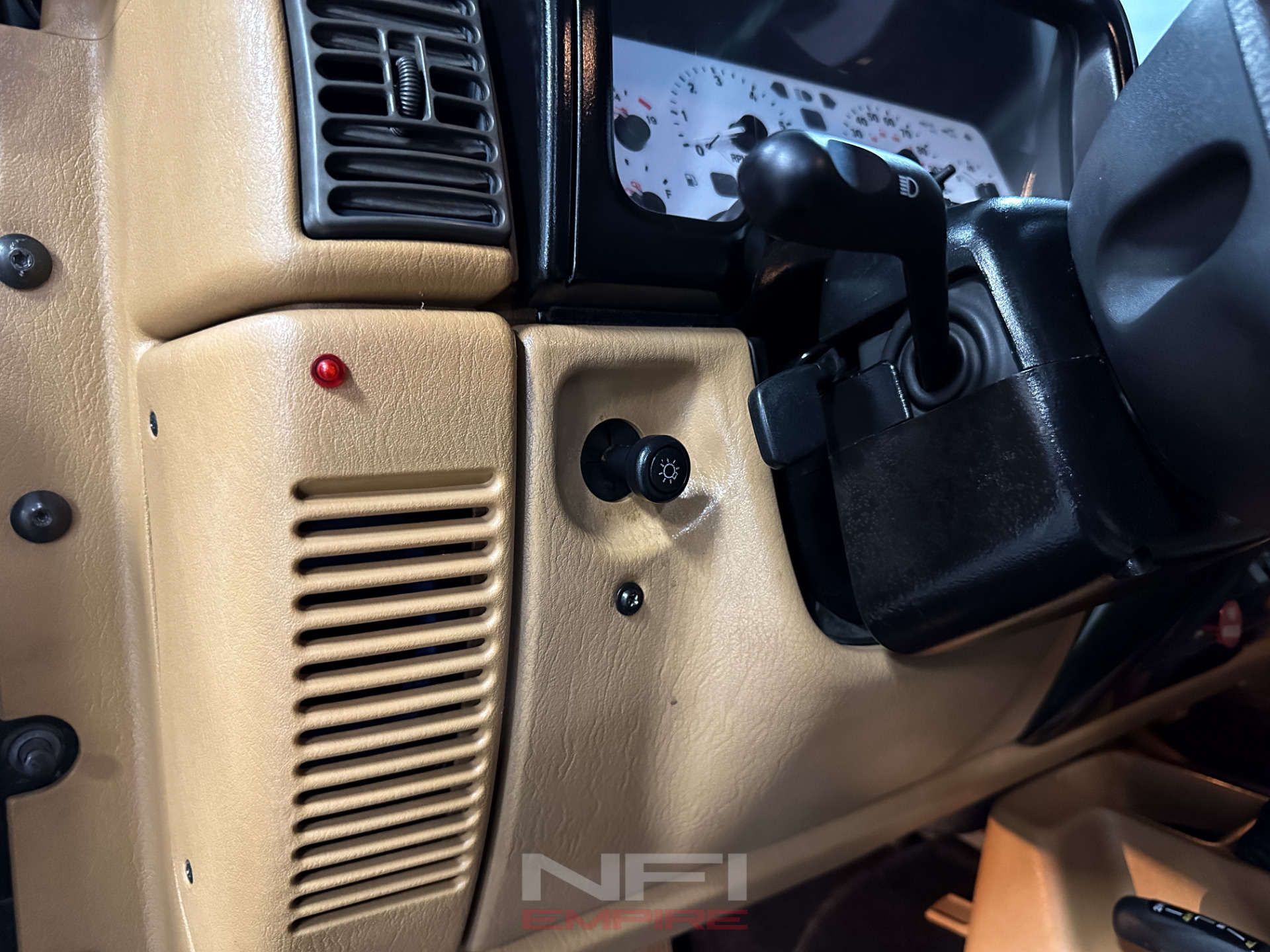 1997 Jeep Wrangler 32