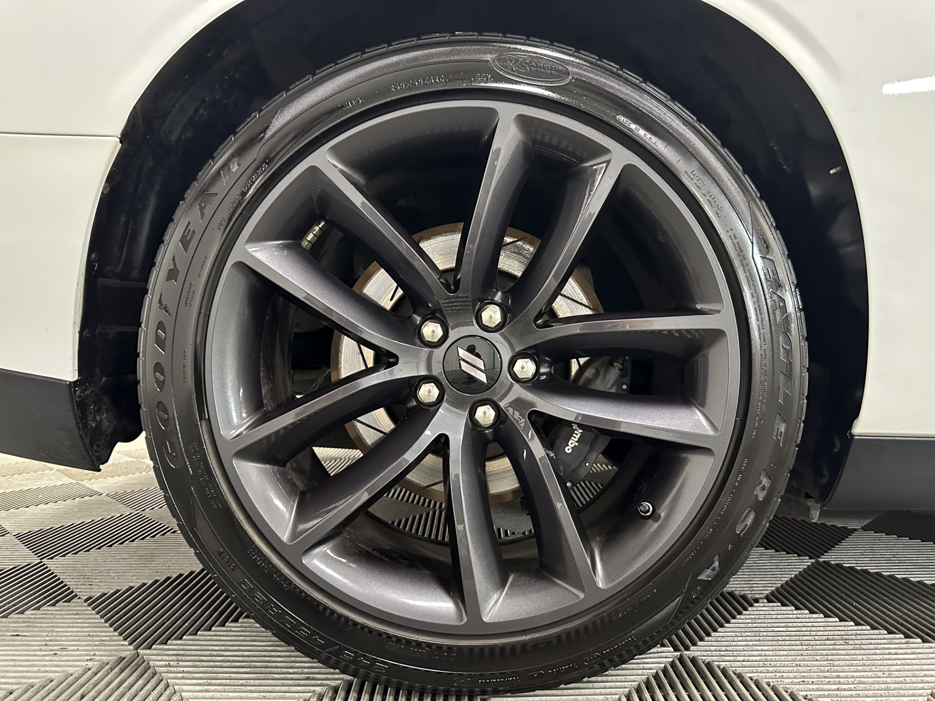2019 Dodge Challenger 18