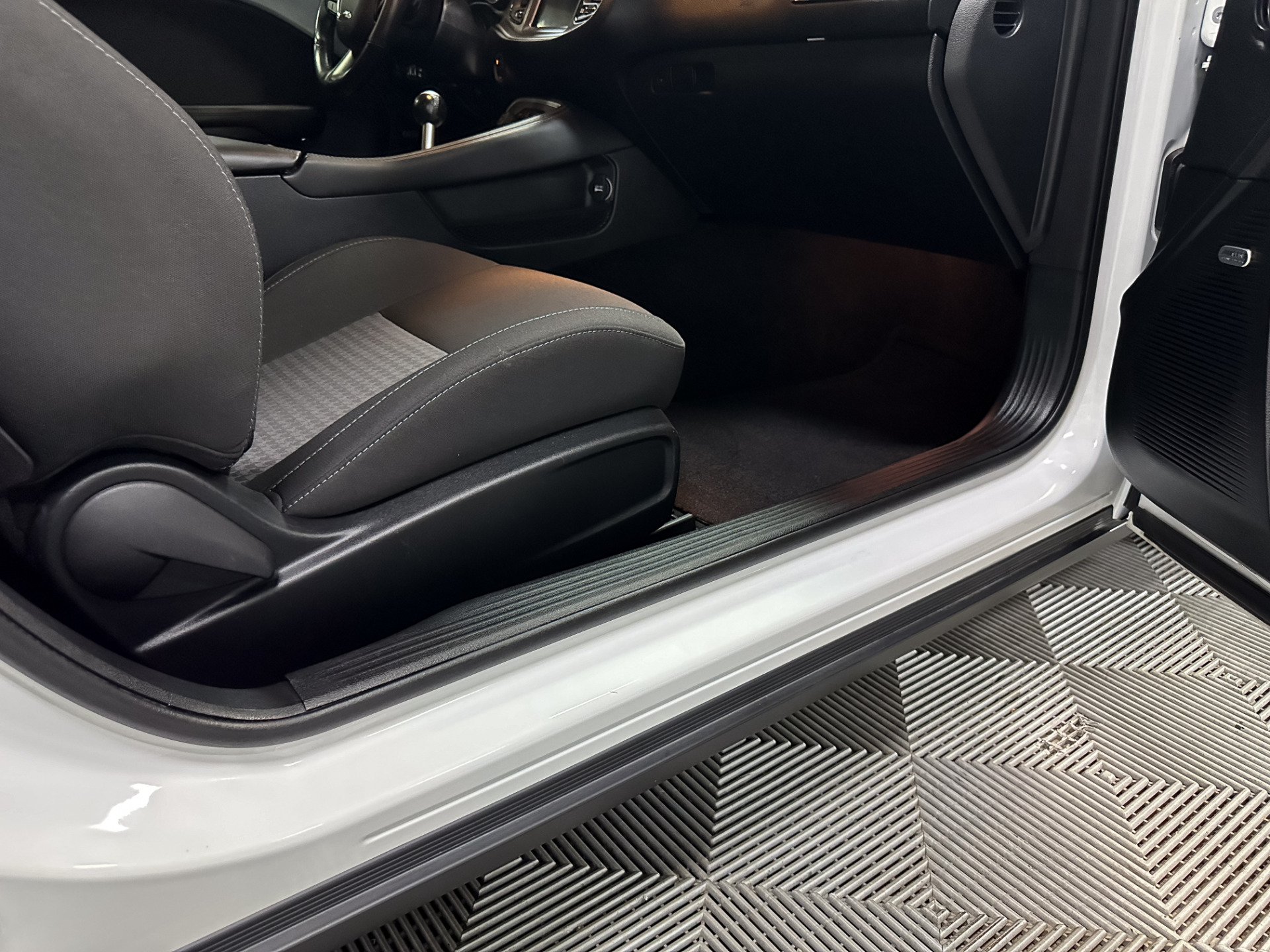 2019 Dodge Challenger 42