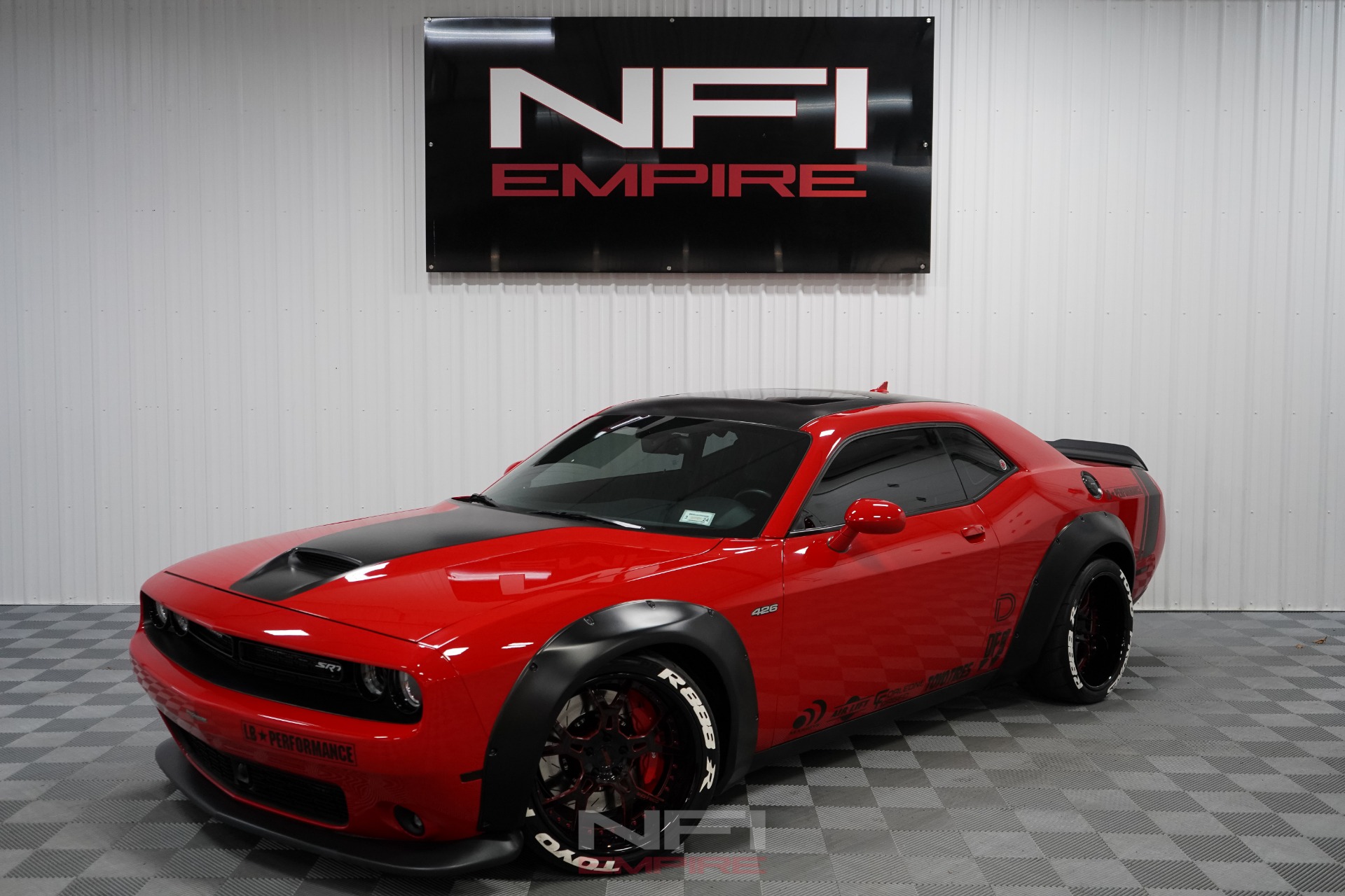 Used 2015 dodge challenger srt 392 coupe 2d for sale 67 991 nfi