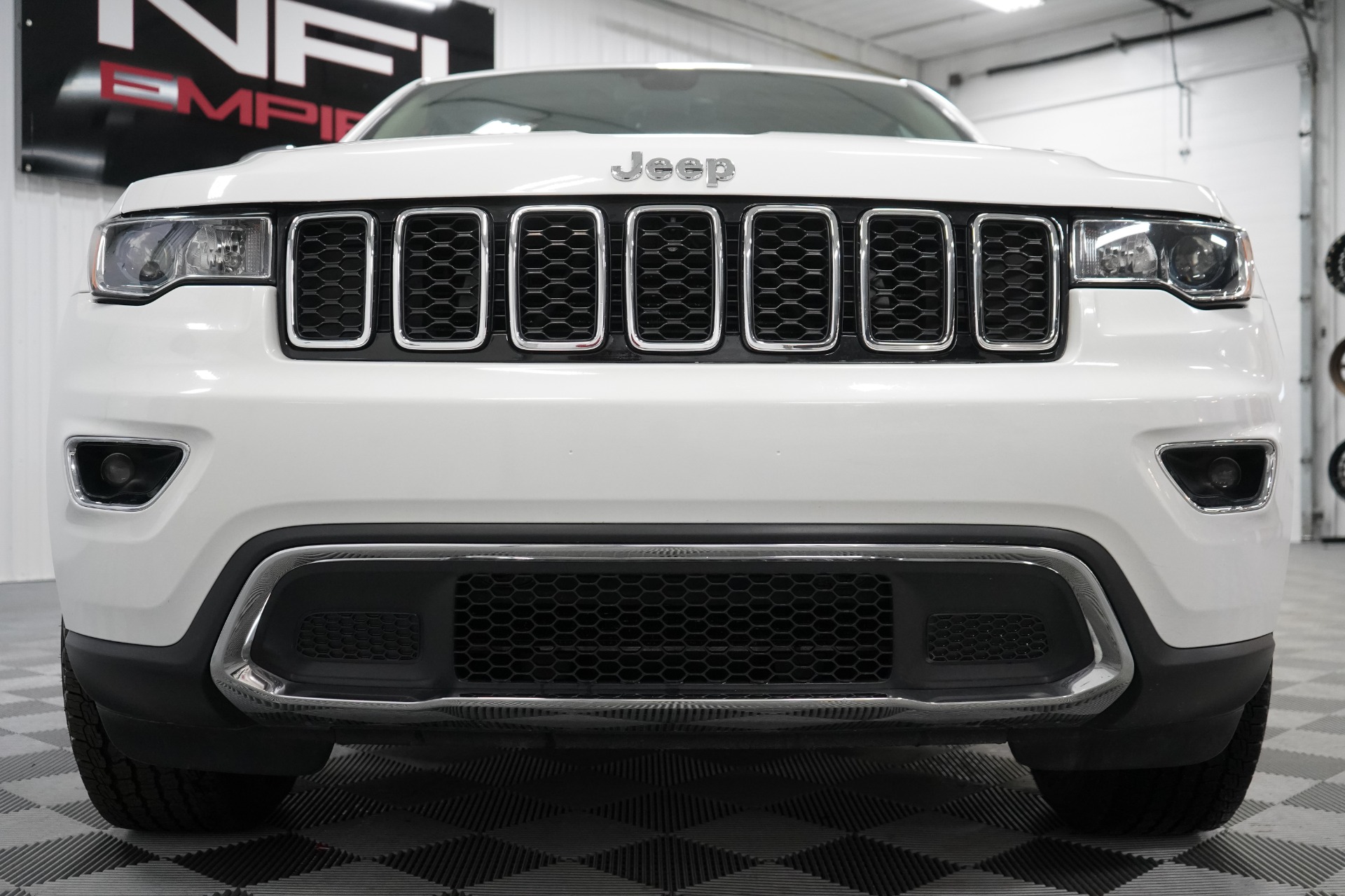 Grille Kit | JEEP Grand Cherokee LIMITED 2017