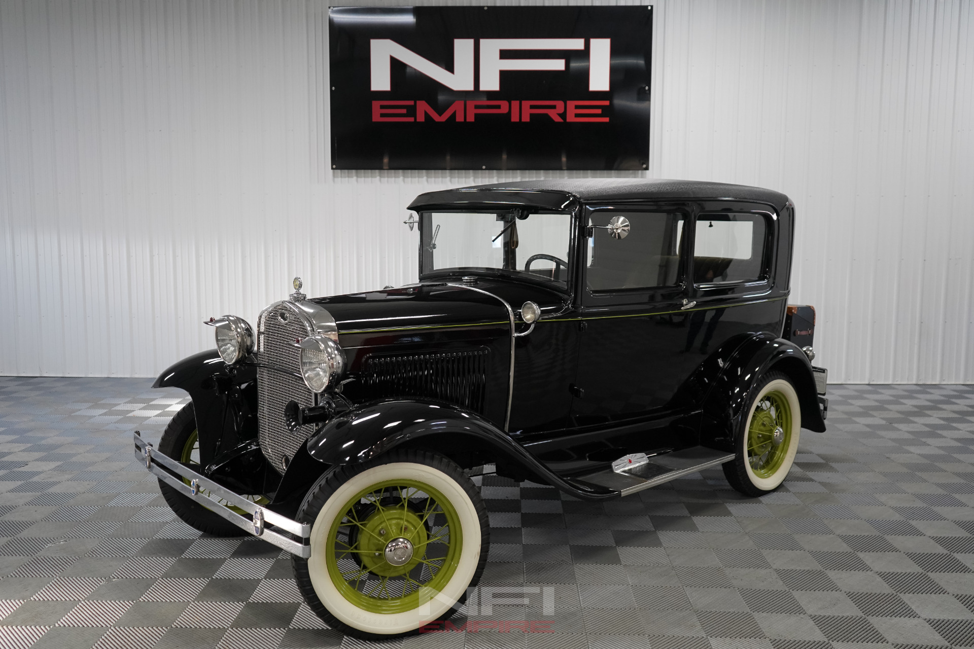 1931 ford model a 2 door sedan deluxe