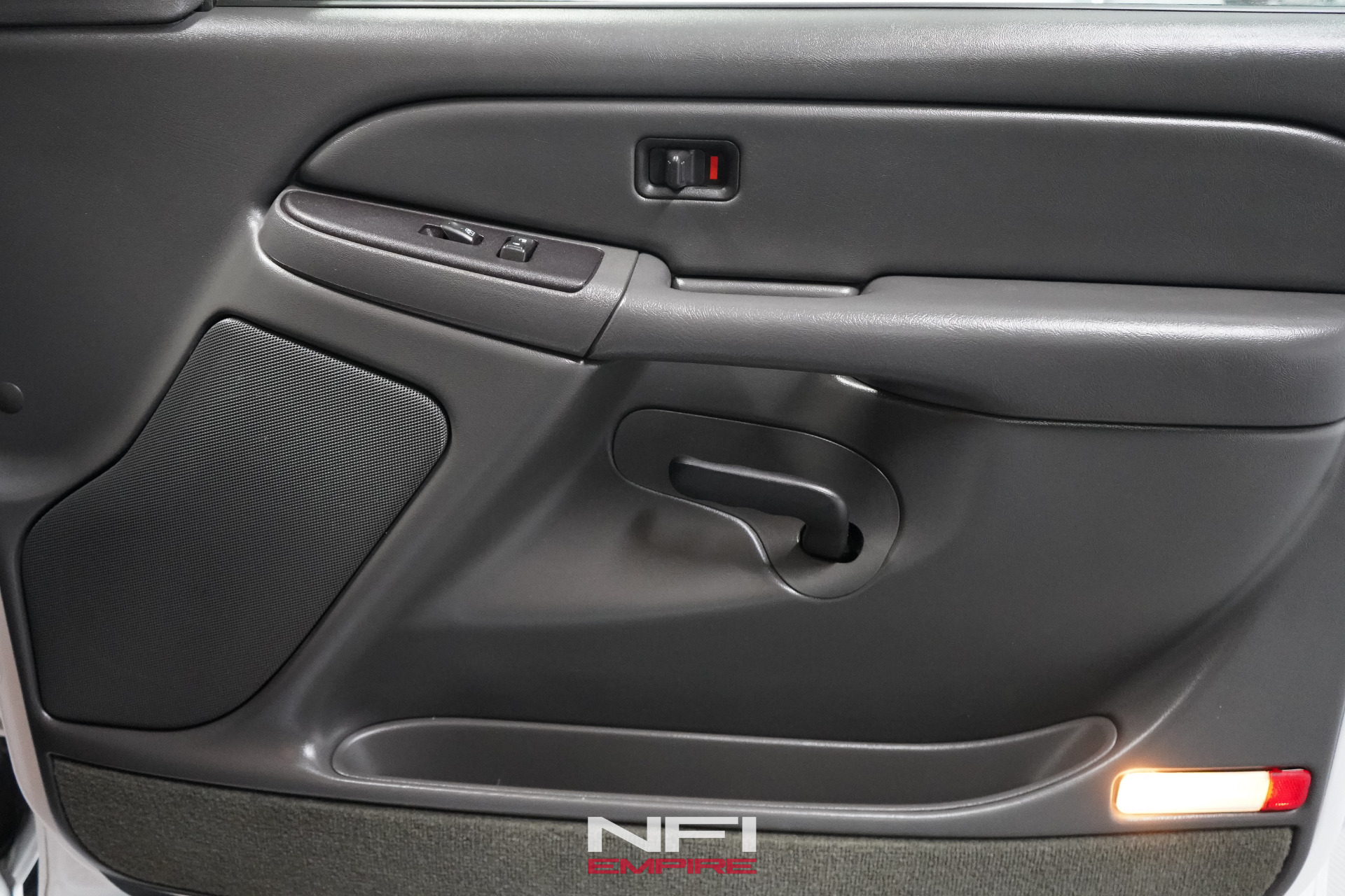 2005 silverado door shop panel