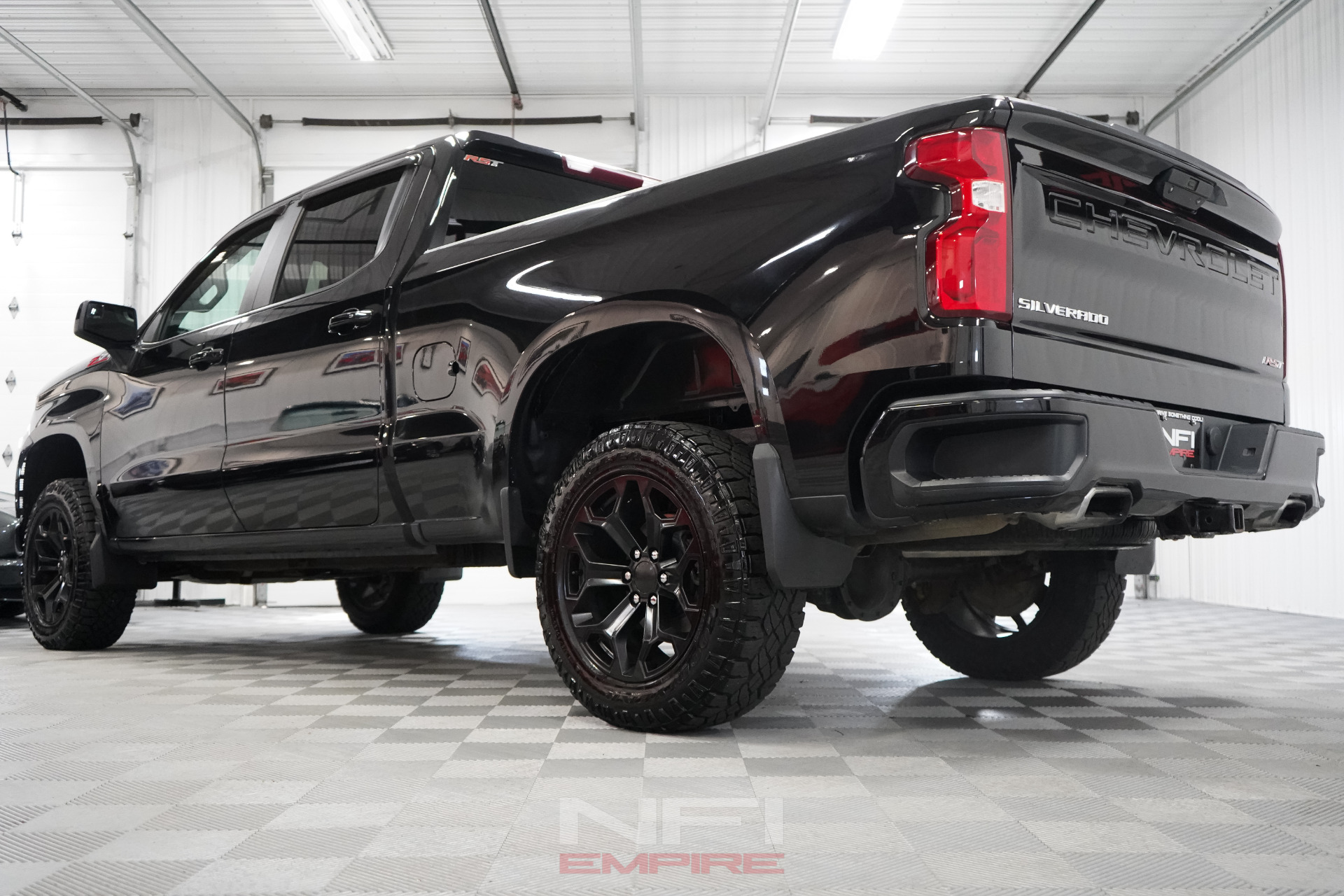 2019 silverado deals rst z71 price
