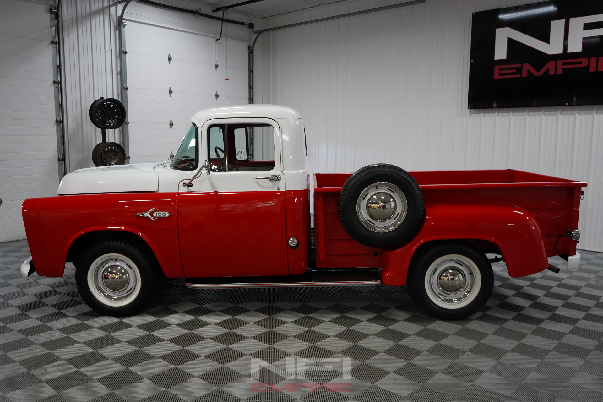 Saico 1957 DODGE 1957 Dodge Pickup Reg Cab D100