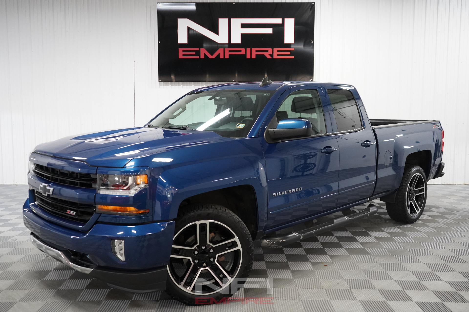 2017 Chevrolet Silverado 1500 Double Cab Z71 LT Pickup 4D 6 1/2 ft