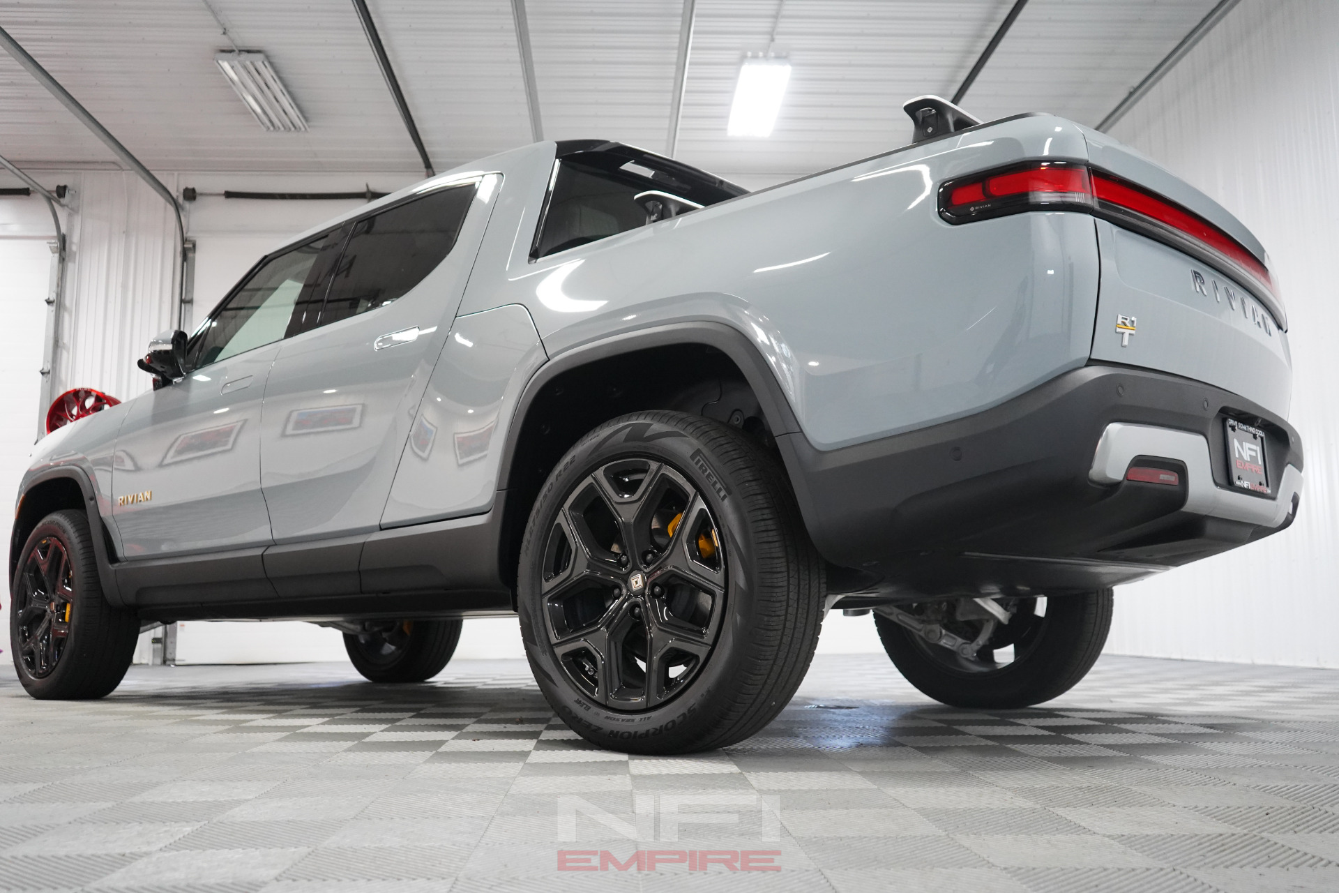 Used-2023-Rivian-R1T-Adventure